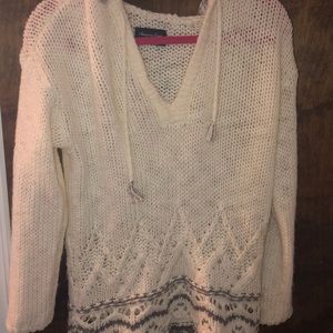 White and gray sweater